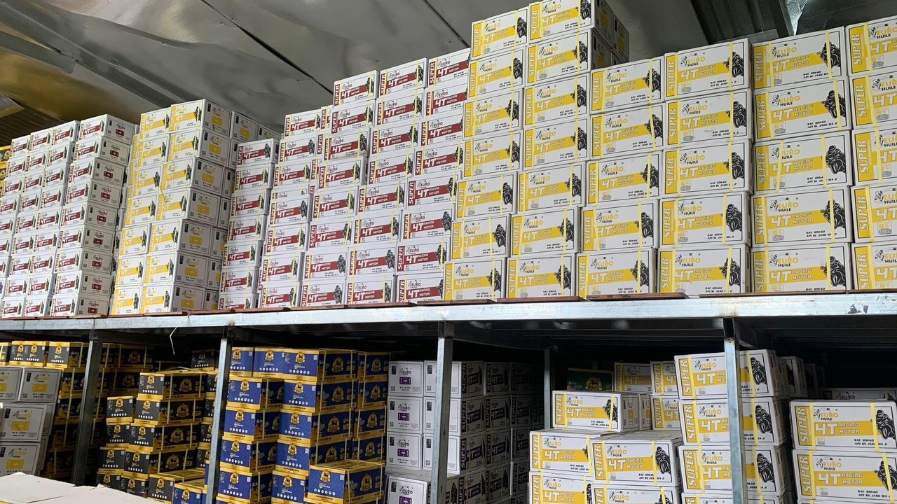 H&igrave;nh ảnh nhập h&agrave;ng