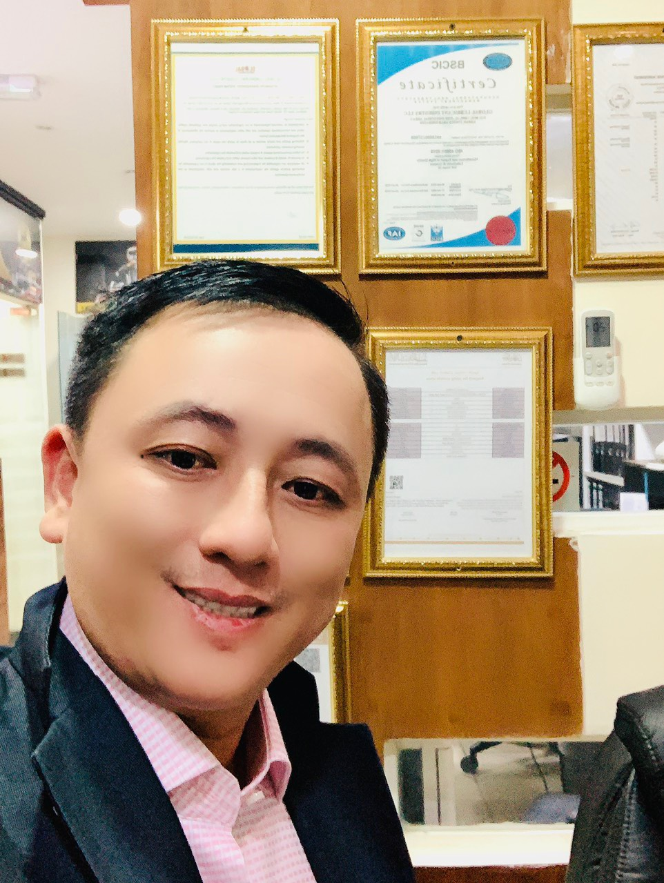 Hoạt Động Của C&ocirc;ng Ty