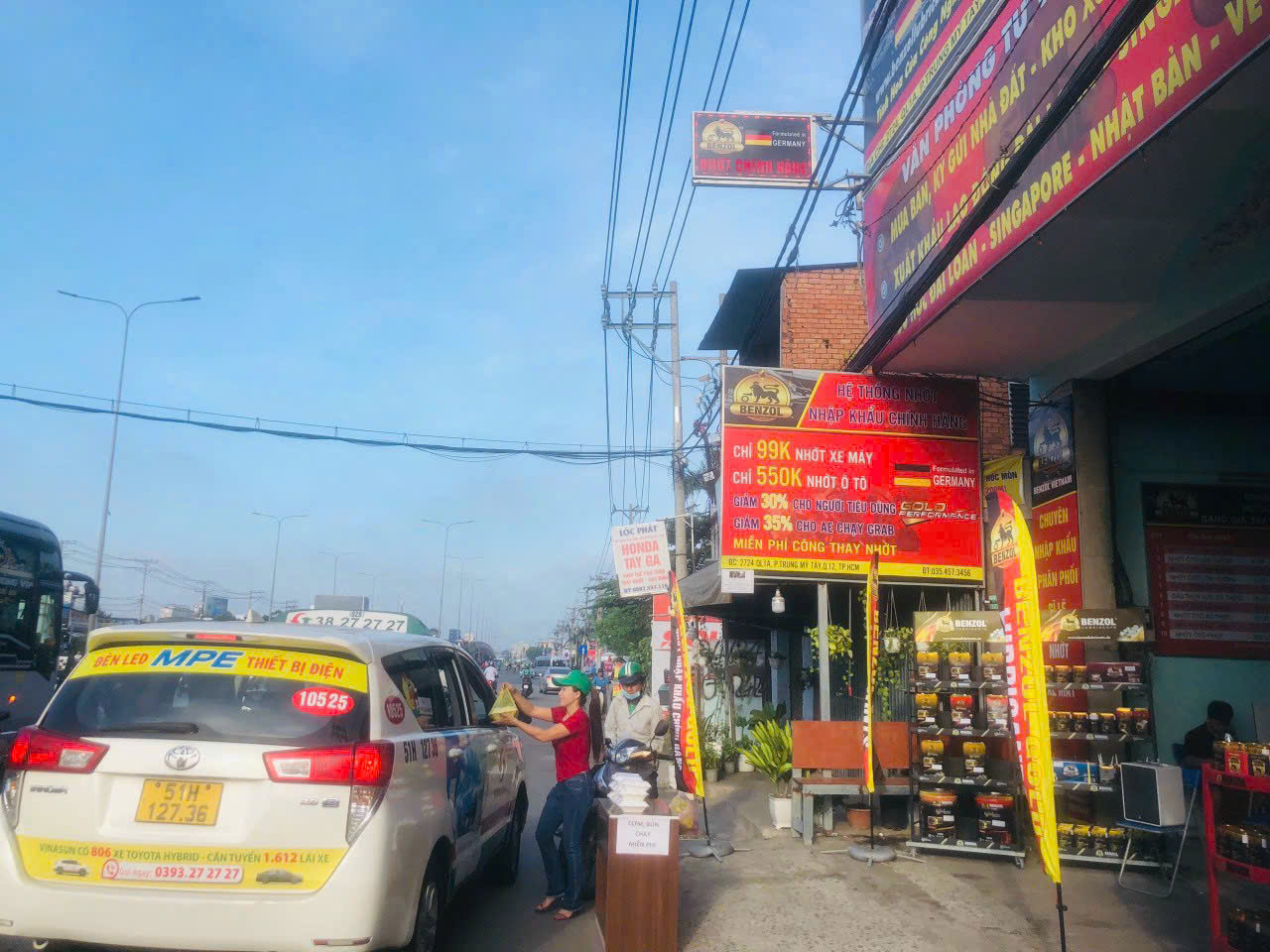 Từ Thiện H&agrave;ng Th&aacute;ng Của C&ocirc;ng Ty Benzol Việt Nam