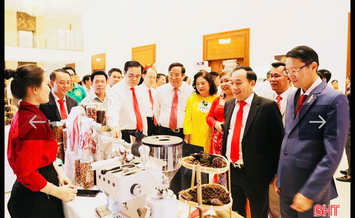 Hội Doanh Nghiệp Ph&iacute;a Nam Kỷ Niệm 20 Năm Th&agrave;nh Lập